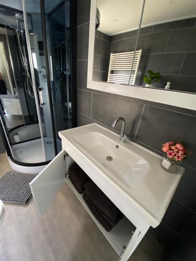 Luxe Chalet 146 Putten Bagian luar foto
